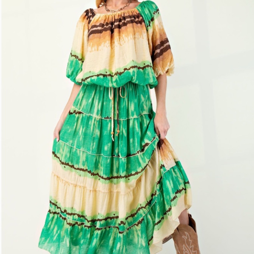 Green and Cream Tie-Dye Maxi skirt - Picture 2 of 4